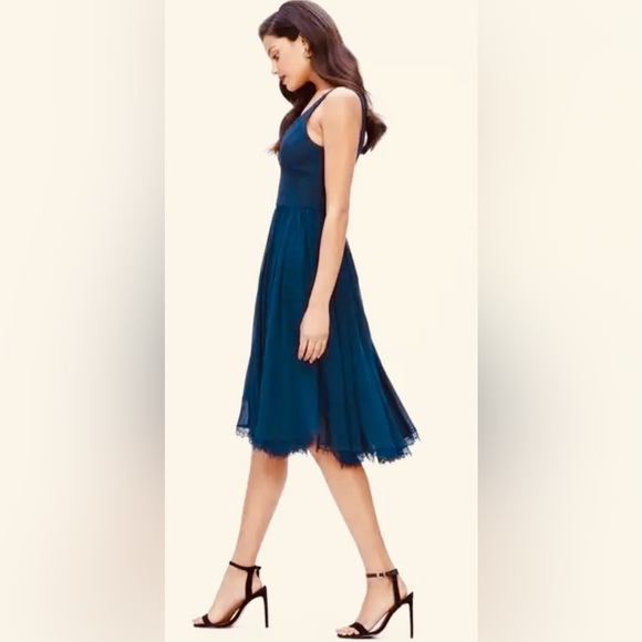 Dress the Population Alicia Mixed Media Midi Dress - Picture 5 of 10